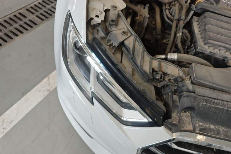 Used Audi A3 2019 Limousine 35 TFSI Ambition China V Right Front Headlight