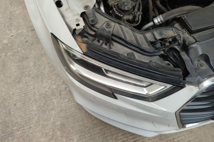 Used Audi A3 2019 Limousine 35 TFSI Fashion Edition China VI Emission Standard Right Front Headlight