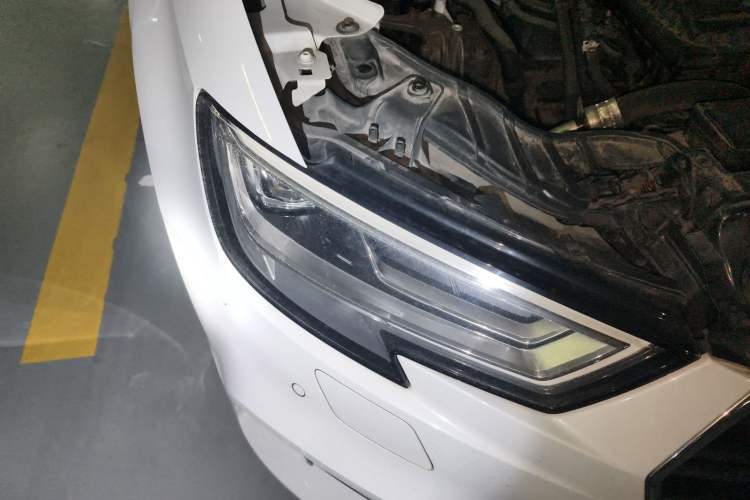 Used Audi A3 2019 Limousine 35 TFSI Fashion Edition China V standard Right Front Headlight