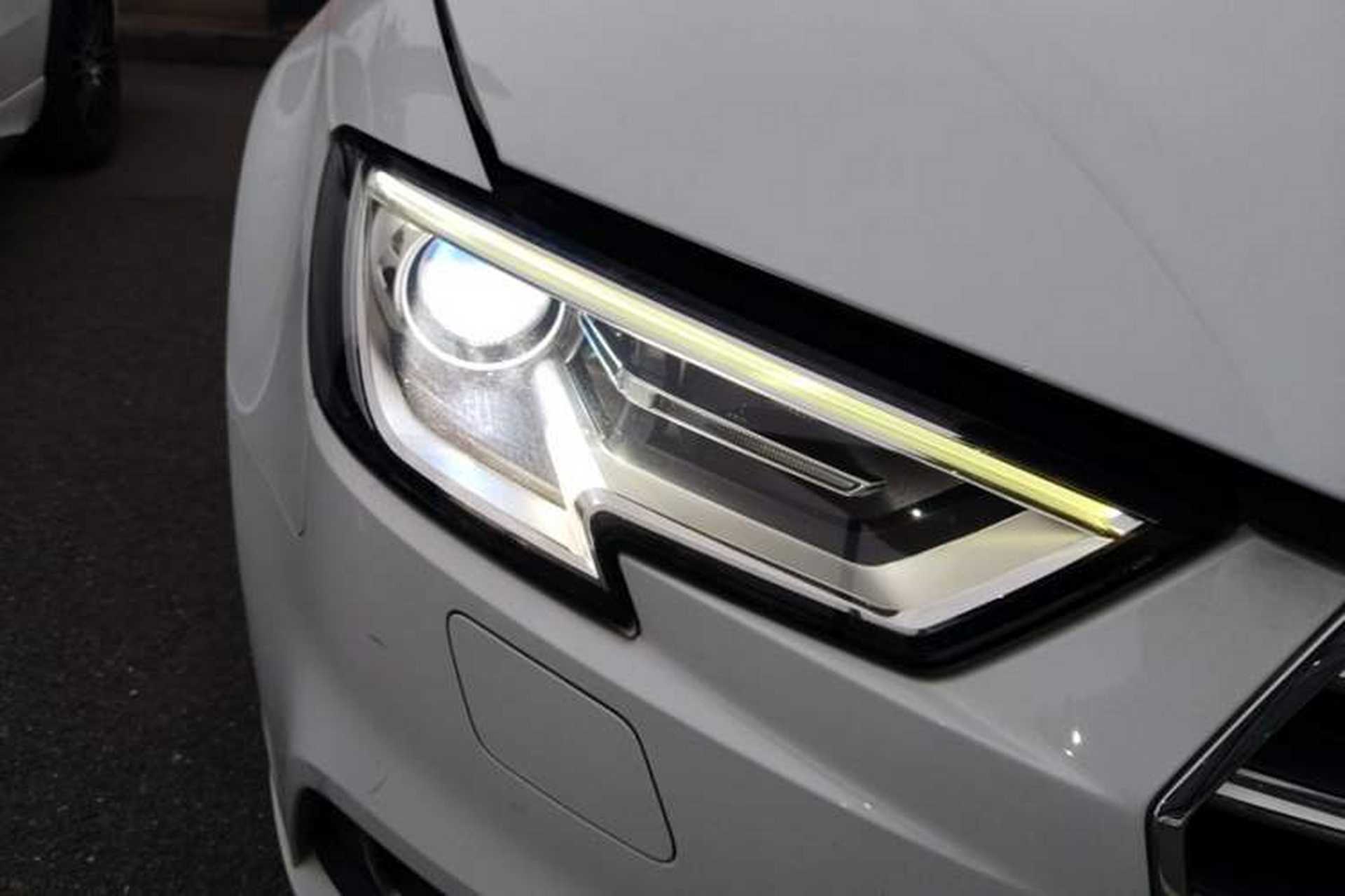 Used Audi A3 2019 Limousine 35 TFSI Ambition China V Right Front Headlight