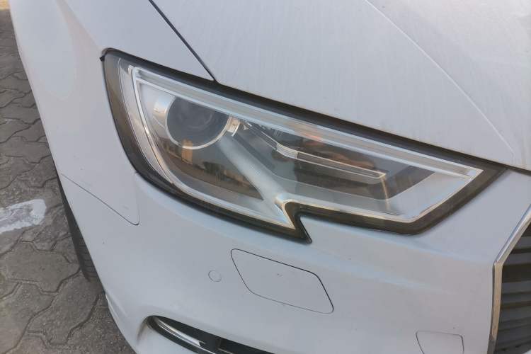 Used Audi A3 2019 Limousine 35 TFSI Fashion Edition China V standard Right Front Headlight