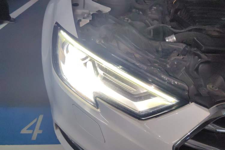 Used Audi A3 2019 Limousine 35 TFSI Ambition China VI Right Front Headlight