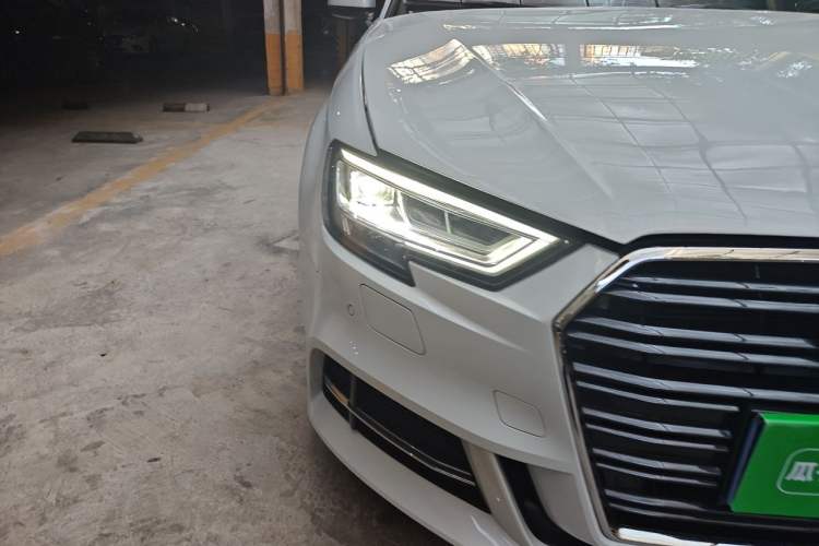 Used Audi A3 2019 Sportback 35 TFSI Fashion Edition China V Right Front Headlight