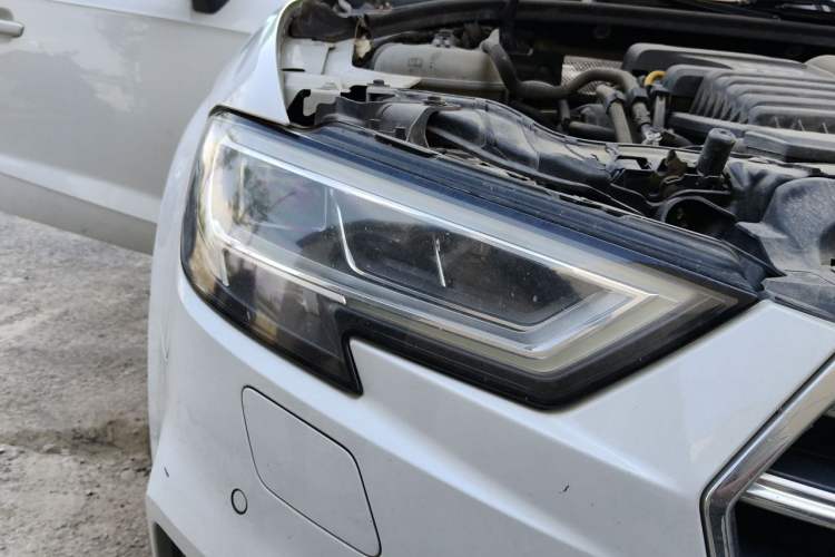 Used Audi A3 2019 Sportback 35 TFSI Style Version China V Emission Standard Right Front Headlight