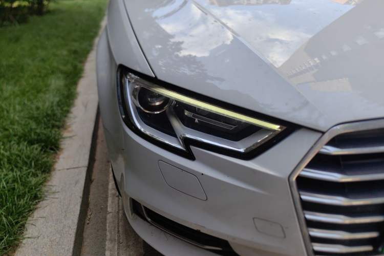 Used Audi A3 2019 Sportback 35 TFSI Ambition China V Right Front Headlight