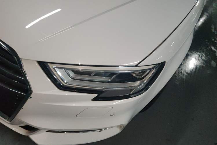 Used Audi A3 2019 Sportback 35 TFSI Fashion Edition China VI Emission Standard Right Front Headlight