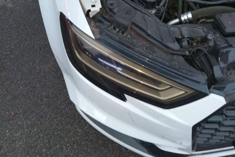 Used Audi A3 2019 Limousine 35 TFSI Ambition China VI Right Front Headlight