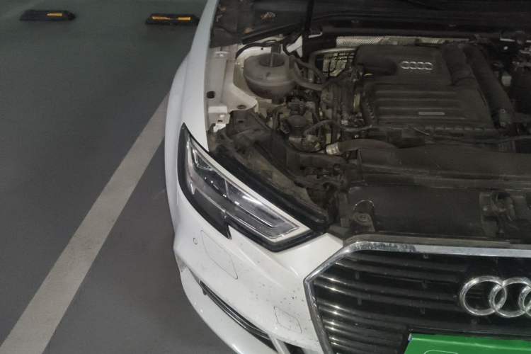 Used Audi A3 2019 Limousine 35 TFSI Fashion Edition China VI Emission Standard Right Front Headlight