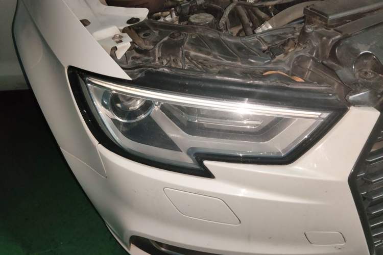 Used Audi A3 2019 Limousine 35 TFSI Ambition China VI Right Front Headlight