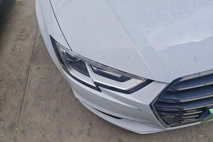 Used Audi A3 2019 Limousine 35 TFSI Ambition China V Right Front Headlight