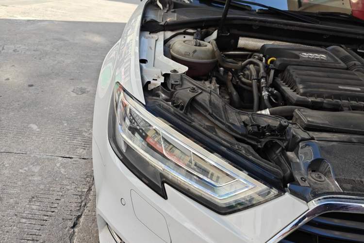 Used Audi A3 2019 Limousine 35 TFSI Fashion Edition China V standard Right Front Headlight