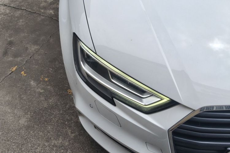 Used Audi A3 2019 Limousine 35 TFSI Fashion Edition China VI Emission Standard Right Front Headlight