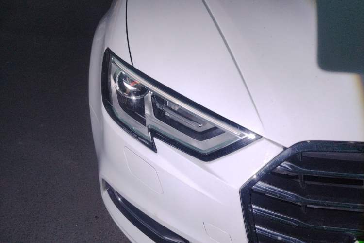 Used Audi A3 2019 Limousine 35 TFSI Ambition China V Right Front Headlight