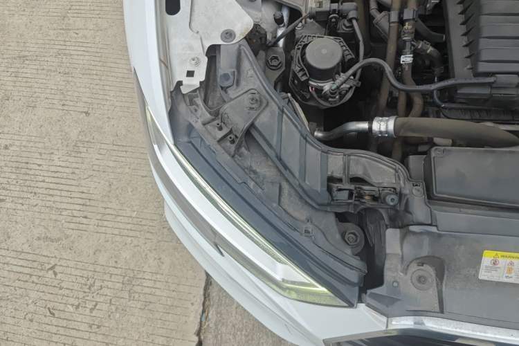 Used Audi A3 2019 Sportback 35 TFSI Fashion Edition China VI Emission Standard Right Front Headlight