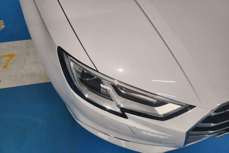Used Audi A3 2019 Limousine 35 TFSI Ambition China V Right Front Headlight
