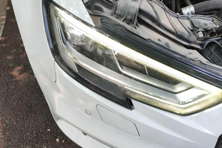 Used Audi A3 2019 Limousine 35 TFSI Fashion Edition China VI Emission Standard Right Front Headlight