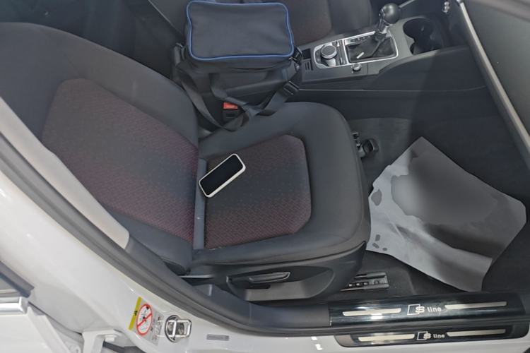 Used Audi A3 2019 Limousine 35 TFSI Ambition China V Right Front Seat