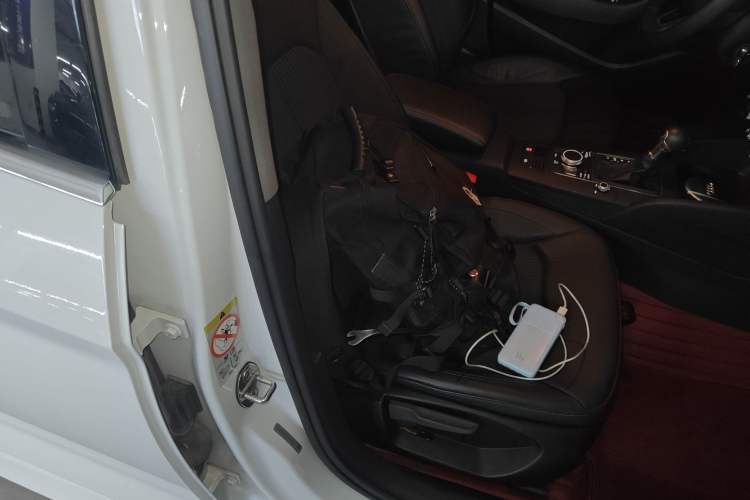 Used Audi A3 2019 Limousine 35 TFSI Fashion Edition China VI Emission Standard Right Front Seat