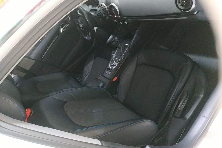 Used Audi A3 2019 Sportback 35 TFSI Fashion Edition China V Right Front Seat