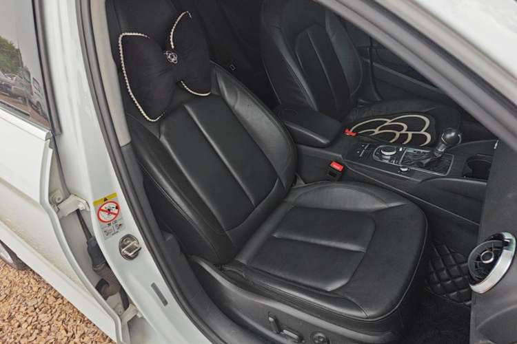 Used Audi A3 2019 Limousine 35 TFSI Style Edition China VI Emission Standard Right Front Seat