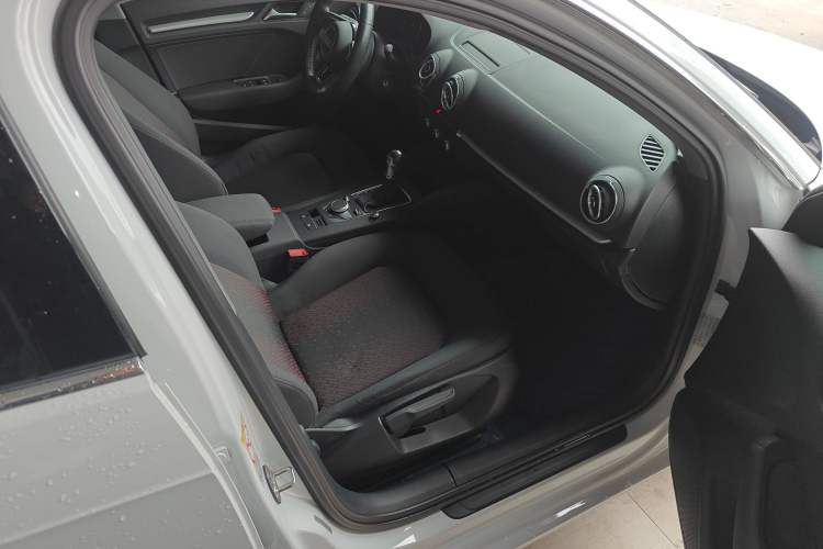 Used Audi A3 2019 Sportback 35 TFSI Ambition China V Right Front Seat
