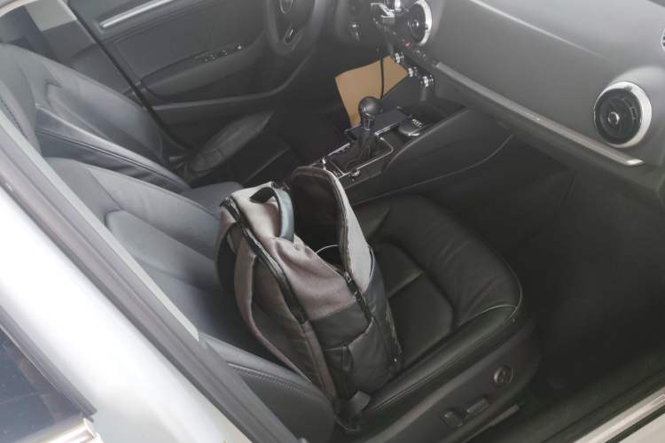 Used Audi A3 2019 Sportback 35 TFSI Style Edition China VI Emission Standard Right Front Seat