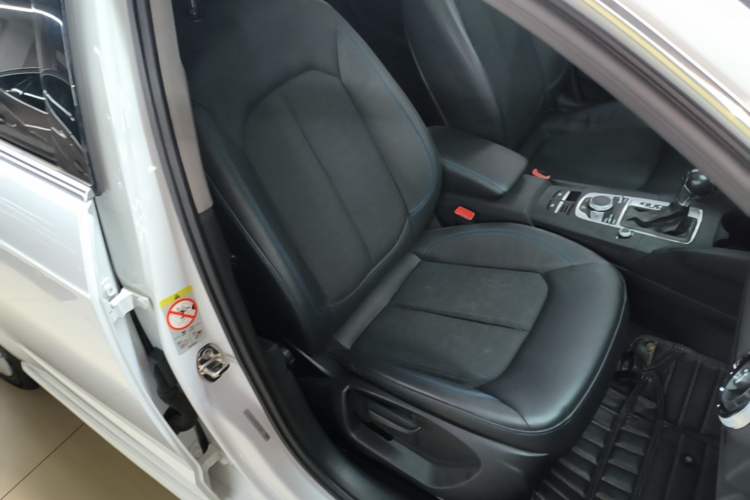 Used Audi A3 2019 Sportback 35 TFSI Fashion Edition China V Right Front Seat