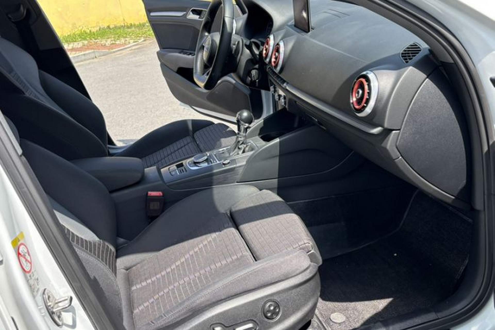 Used Audi A3 2019 Limousine 35 TFSI Sport Edition China V Emission Standard Right Front Seat