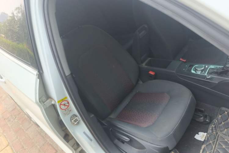 Used Audi A3 2019 Limousine 35 TFSI Ambition China VI Right Front Seat
