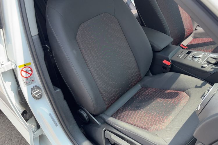 Used Audi A3 2019 Limousine 35 TFSI Ambition China VI Right Front Seat