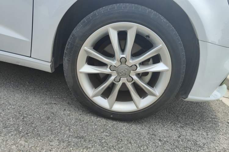 Used Audi A3 2019 Sportback 35 TFSI Ambition China V Right Front Wheel Hub