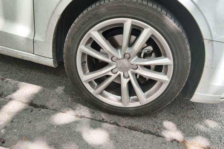 Used Audi A3 2019 Limousine 35 TFSI Ambition China V Right Front Wheel Hub