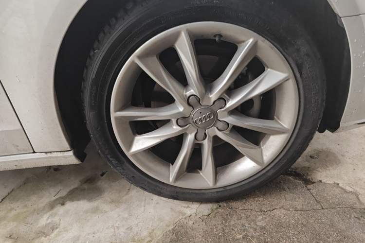 Used Audi A3 2019 Limousine 35 TFSI Ambition China V Right Front Wheel Hub