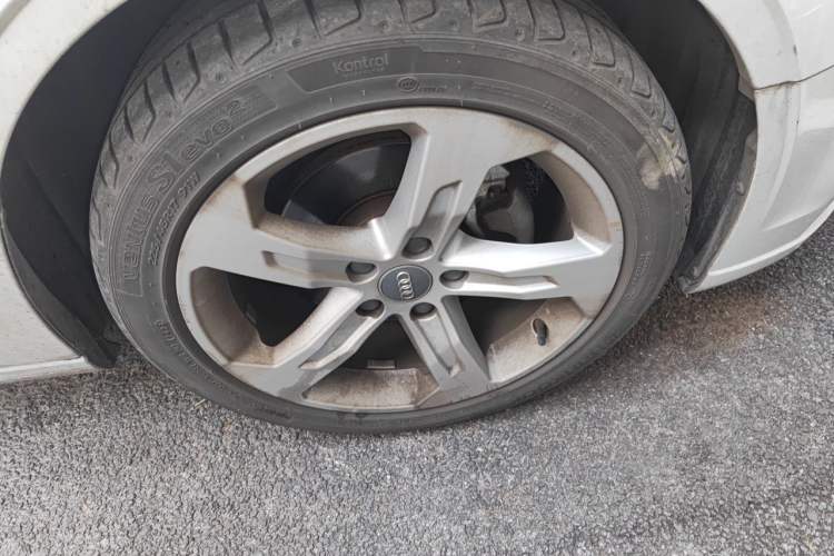 Used Audi A3 2019 Limousine 35 TFSI Ambition China VI Right Front Wheel Hub