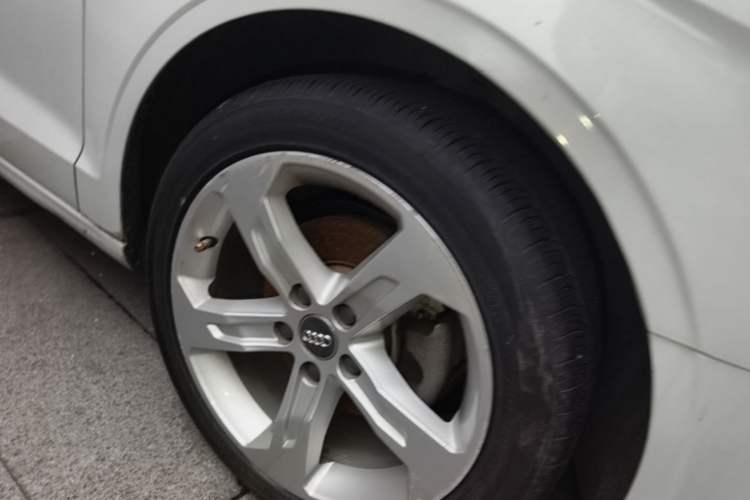 Used Audi A3 2019 Limousine 35 TFSI Ambition China VI Right Front Wheel Hub