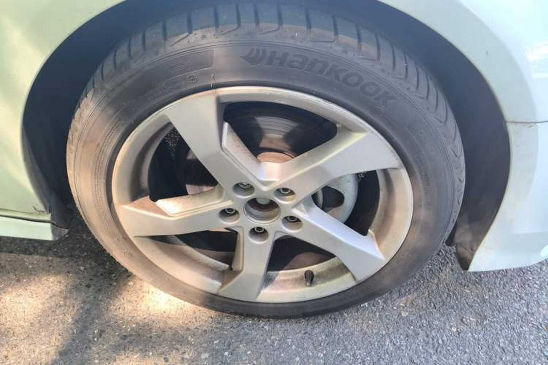 Used Audi A3 2019 Sportback 35 TFSI Fashion Edition China V Right Front Wheel Hub