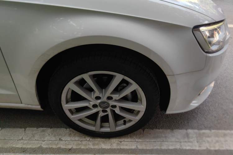 Used Audi A3 2019 Sportback 35 TFSI Ambition China V Right Front Wheel Hub
