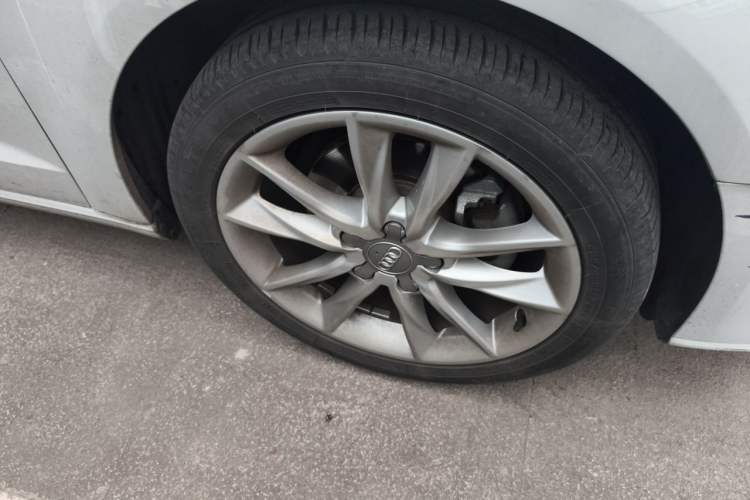 Used Audi A3 2019 Sportback 35 TFSI Ambition China V Right Front Wheel Hub