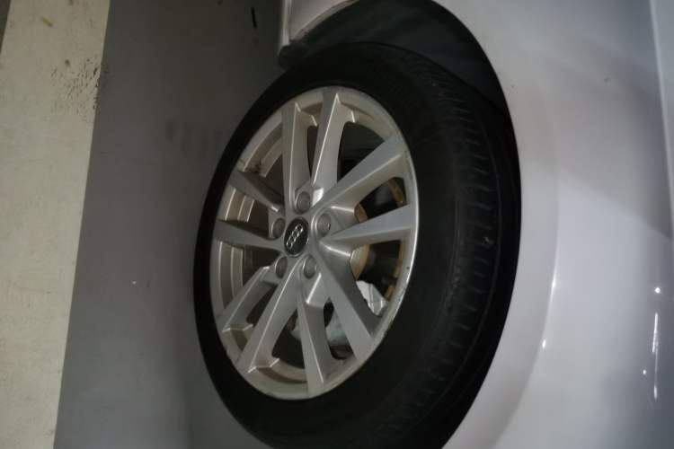 Used Audi A3 2019 Sportback 35 TFSI Ambition China V Right Front Wheel Hub