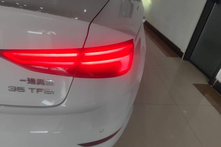 Used Audi A3 2019 Limousine 35 TFSI Sport Edition China V Emission Standard Right Rear Taillight