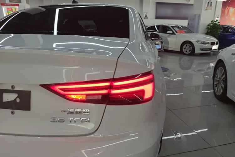 Used Audi A3 2019 Limousine 35 TFSI Ambition China VI Right Rear Taillight