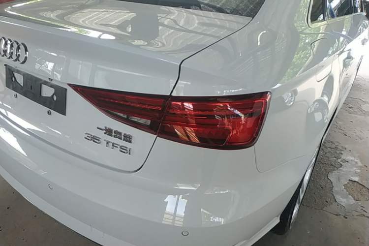 Used Audi A3 2019 Limousine 35 TFSI Style Edition China VI Emission Standard Right Rear Taillight