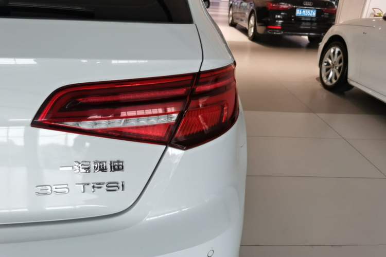 Used Audi A3 2019 Sportback 35 TFSI Fashion Edition China V Right Rear Taillight