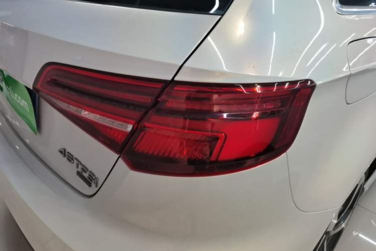Used Audi A3 2019 Sportback 35 TFSI Sporty Version China VI Right Rear Taillight