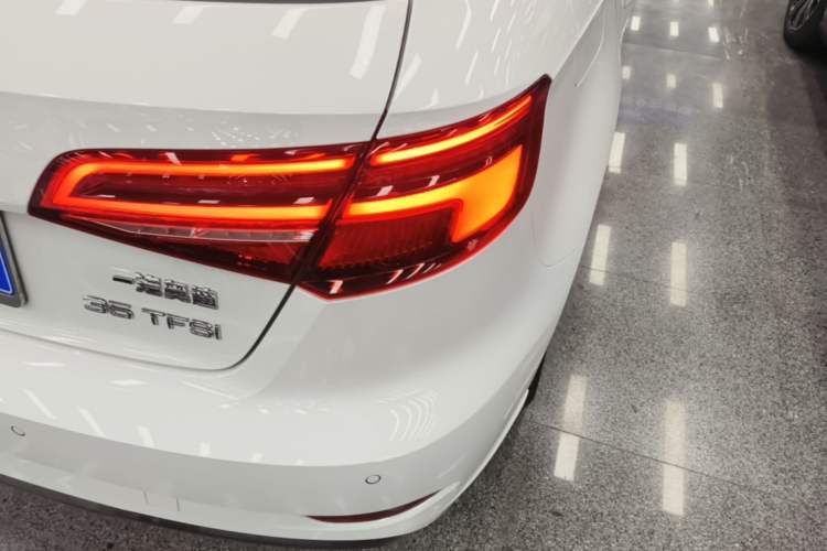 Used Audi A3 2019 Sportback 35 TFSI Fashion Edition China VI Emission Standard Right Rear Taillight
