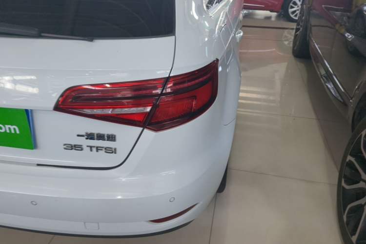 Used Audi A3 2019 Sportback 35 TFSI Ambition China V Right Rear Taillight