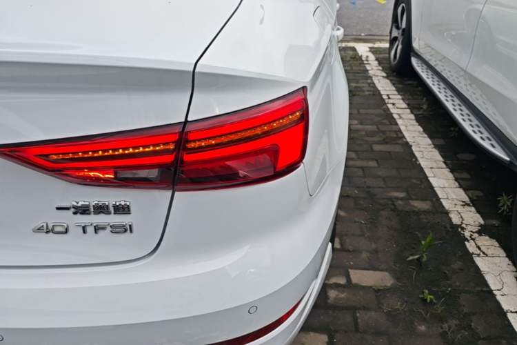 Used Audi A3 2019 Limousine 40 TFSI Sporty Version China VI Right Rear Taillight