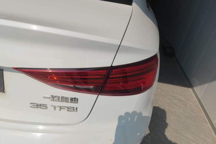 Used Audi A3 2019 Limousine 35 TFSI Ambition China VI Right Rear Taillight
