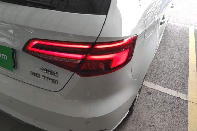 Used Audi A3 2019 Sportback 35 TFSI Fashion Edition China V Right Rear Taillight