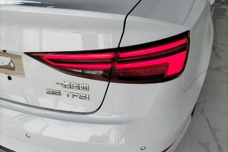 Used Audi A3 2019 Limousine 35 TFSI Sport Edition China V Emission Standard Right Rear Taillight